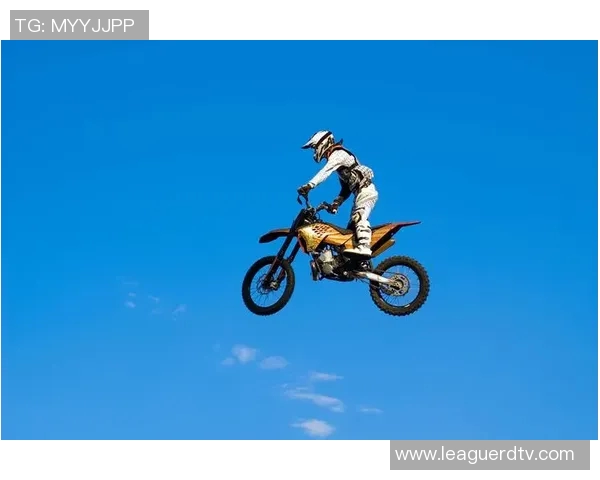 亚布洛与基迪纳摩的精彩对决揭示足球战术的较量与激情碰撞